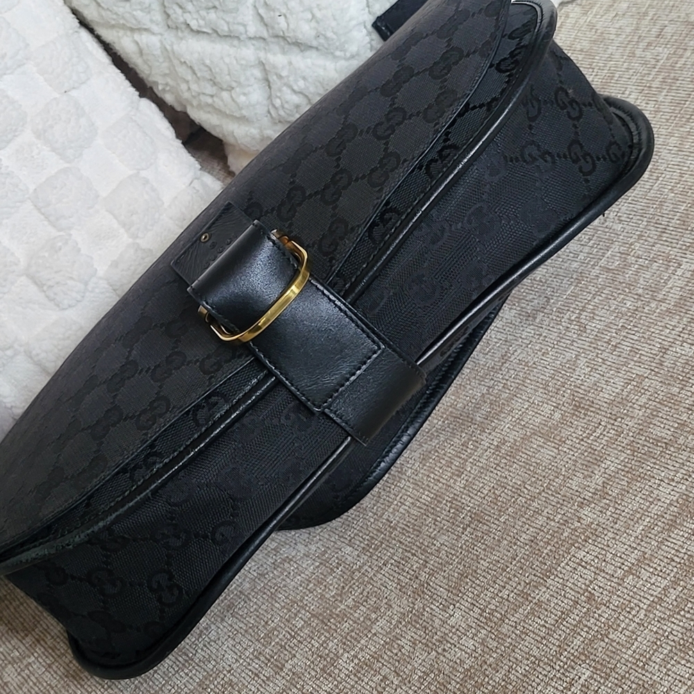 Gucci Black GG Canvas Monogram and Leather Shoulder Bag..Authentic w/ COA... - Picture 7 of 16